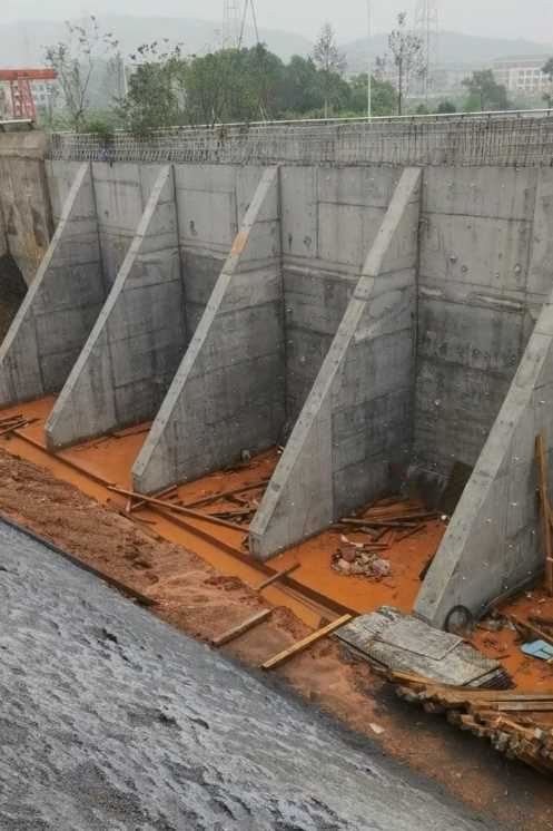 合肥肥东县锚杆式挡土墙